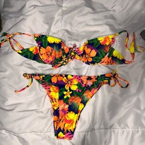 SHEIN Tropical Floral Bikini - Multicolor
